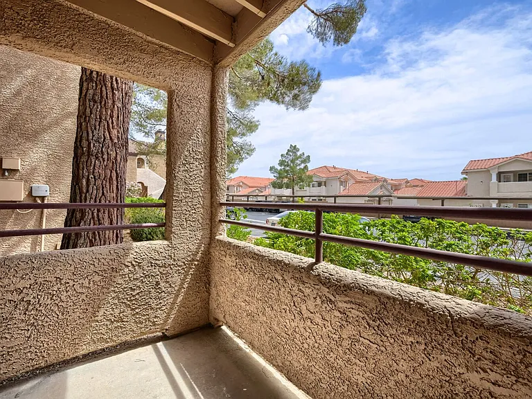 9325 W Desert Inn Rd #177 — Photo 11