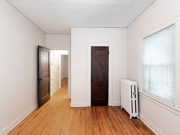 5th image of 3528 Pleasant Ave #201