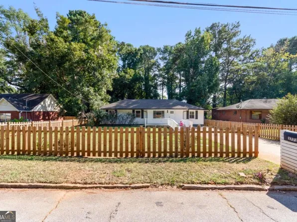 3773 Larkspur Ter, Decatur, GA 30032