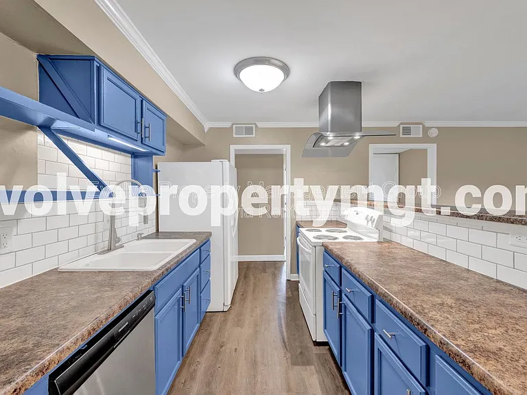 1170 Simmonsridge Dr — Photo 13