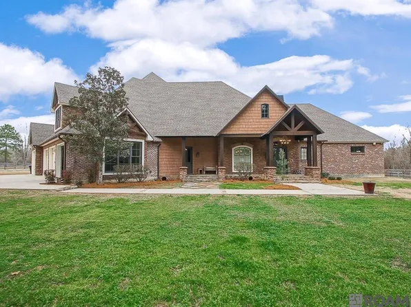 16033 Wiggins Dr, Pride, LA 70770