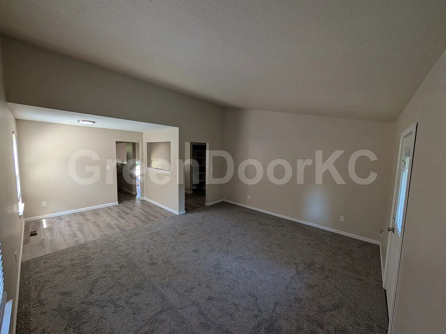 7805-7807 Kessler Lane - 7807 — Photo 3