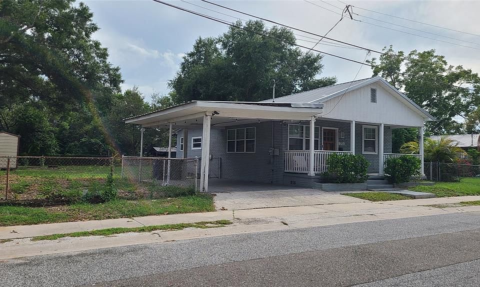 1st image of 1703 E 29th Ave