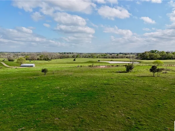 614 County Road 217 #C, Schulenburg, TX 78956