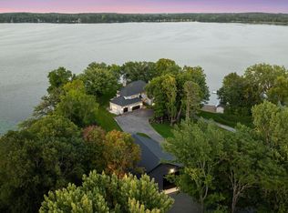 5112 S Lake Shore Dr, Maple Plain, MN 55359