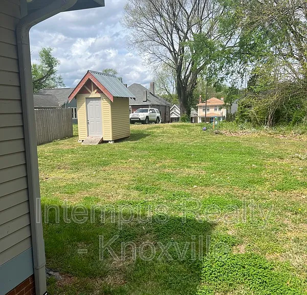 229 Deaderick Ave — Photo 23