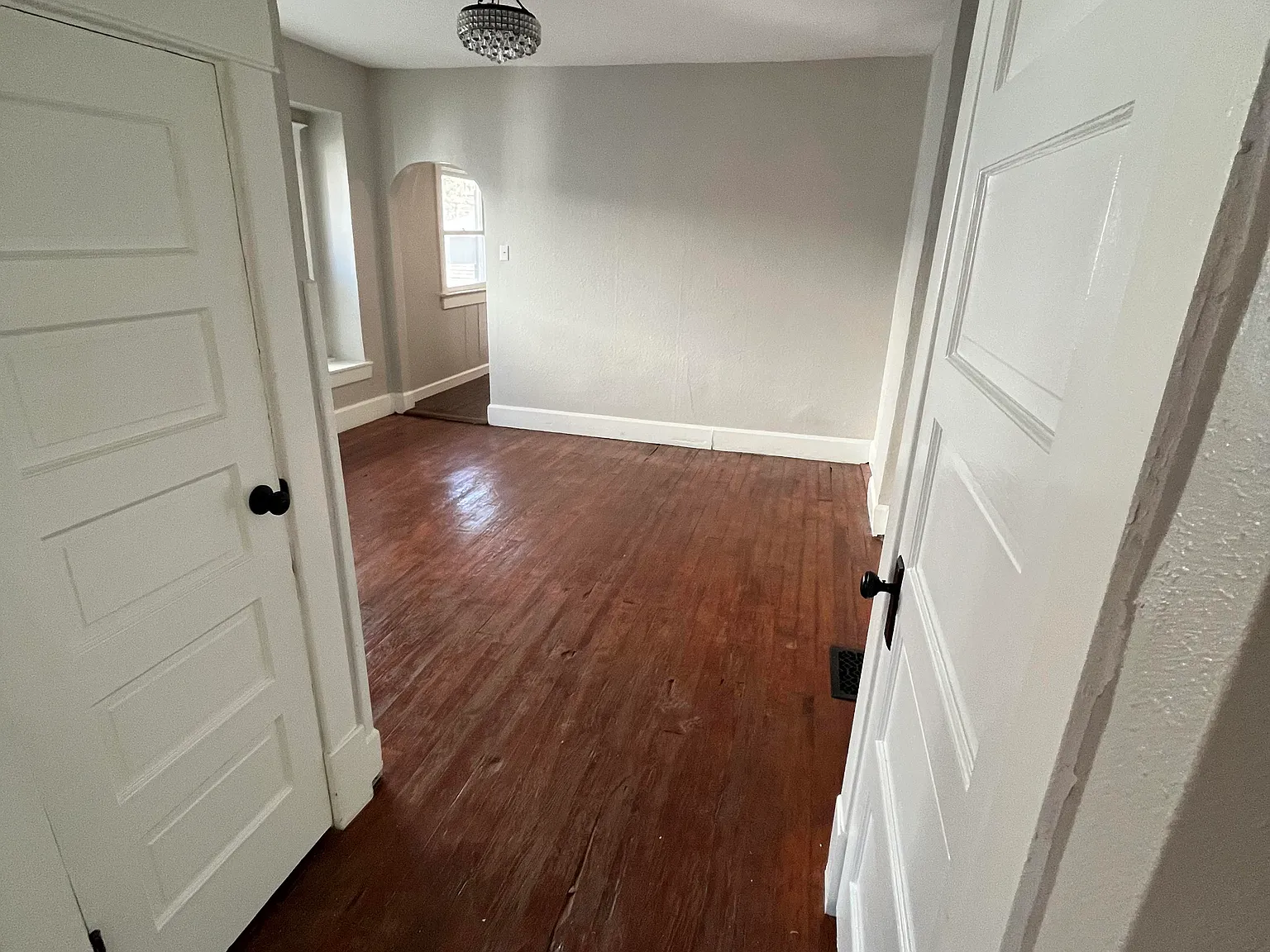 3 bed, 1.5 bath, 991 sqft, $1,450 — Photo 4