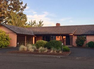 1313 9th St, Tillamook, OR 97141