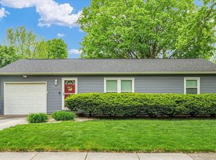 2603 Trafalgar Sq, Champaign, IL 61821