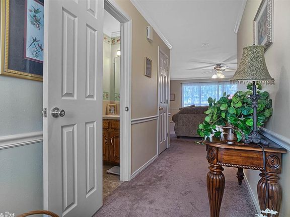 4th image of 10102 Echo Ln