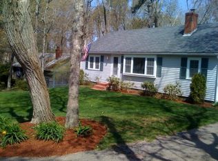 102 Harbor Hills Rd, Centerville, MA 02632