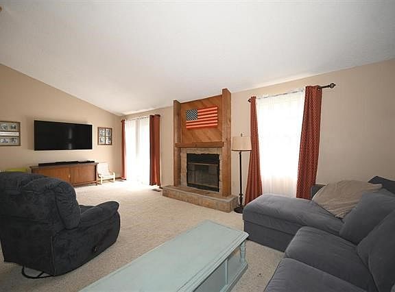 3rd image of 5 Francis St