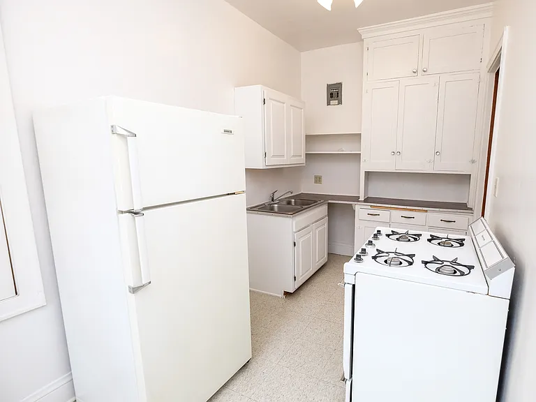 Grand Place Apartments — Photo 31