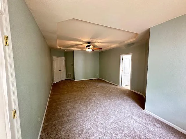 2565 Kentucky Derby Dr — Photo 24