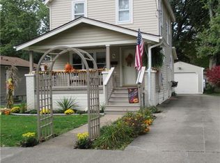 798 Davis St, Akron, OH 44310