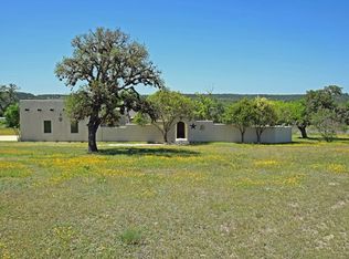 154 Roundabout Ln, Kerrville, TX 78028