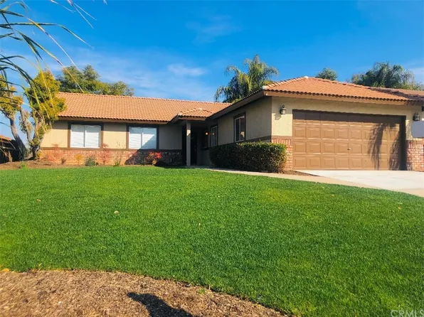 30416 Cinnamon Teal Dr, Canyon Lake, CA 92587