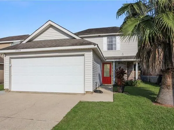 13704 N Cavelier Dr, New Orleans, LA 70129