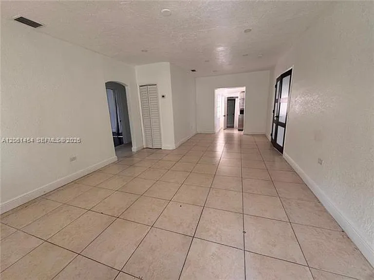 124 NW 89th St #124 — Photo 3