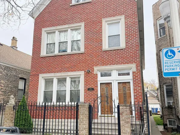 3612 S Wood St #1R, Chicago, IL 60609