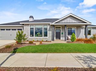 3811 Coal Mine Rd, Medford, OR