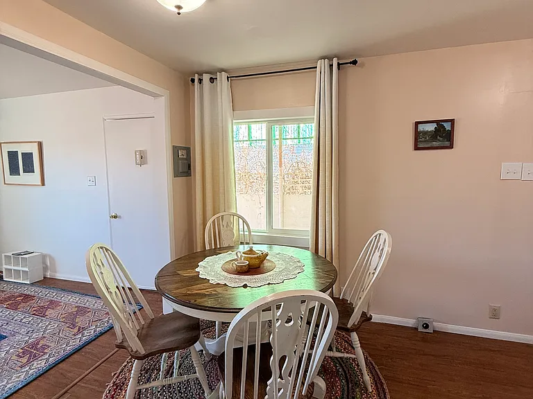 Connors Ct — Photo 6