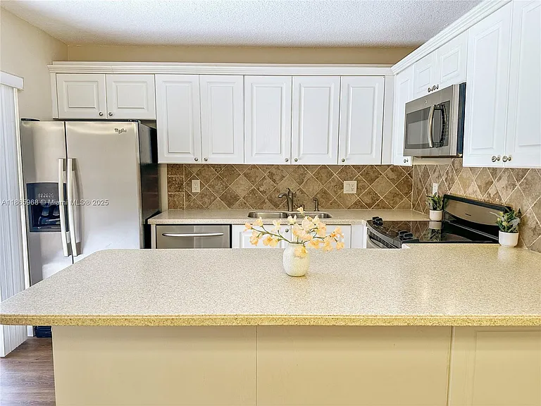 9920 NW 6th Ct — Photo 3
