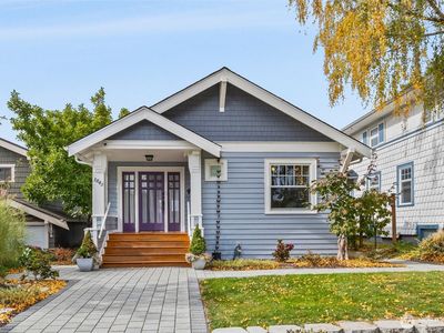 3845 45th Avenue SW, Seattle, WA, 98116