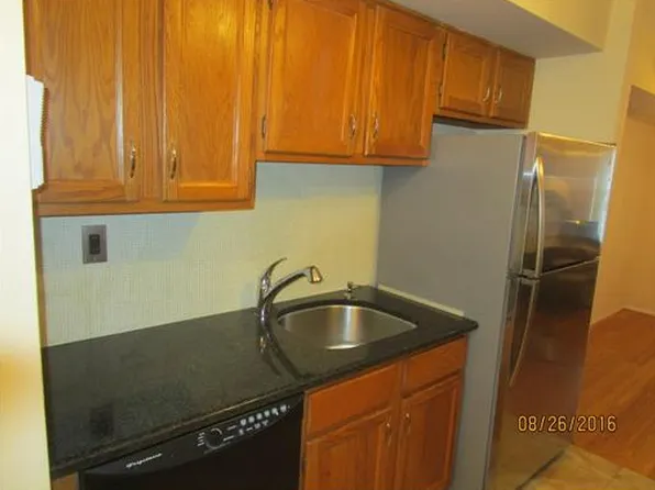 2A Powderhorn Ct, Woodbridge, NJ 07095