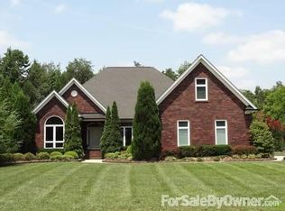 4839 Huddersfield Dr, Harrisburg, NC 28075