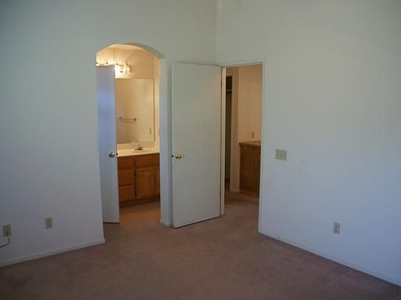 5th image of 1815 Hogan Ct
