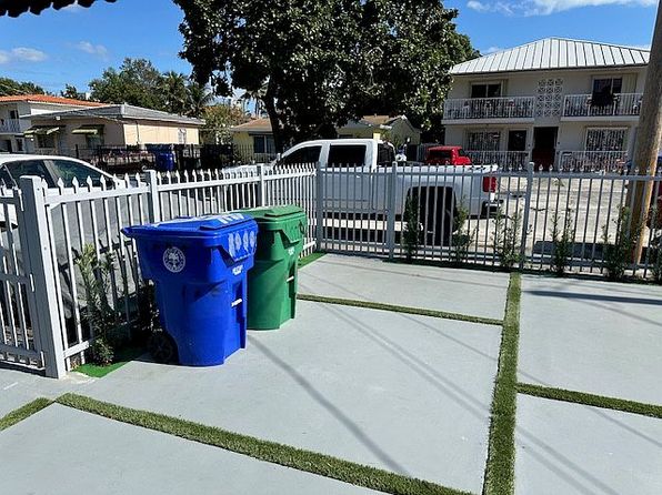 miami-florida-443595097 picture