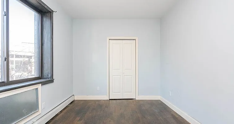 Rented by Skyhigh Realty NYC LLC | media 36