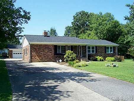 1st image of 109 Heritage Dr