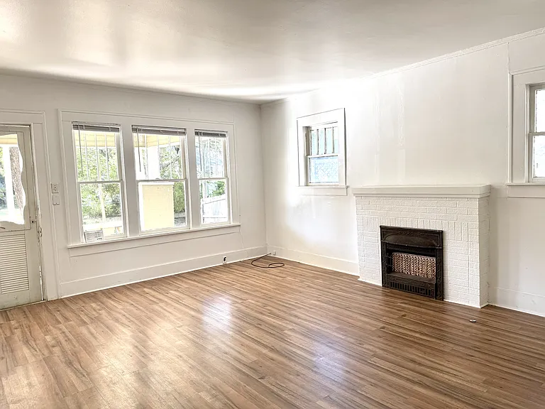 316 K St SW — Photo 8