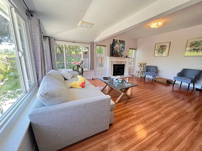14165 Saratoga Sunnyvale Rd — Photo 16