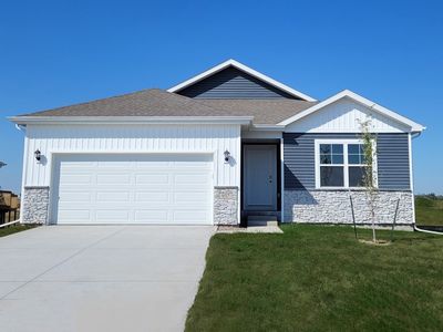 590 11th St, Waukee, IA, 50263