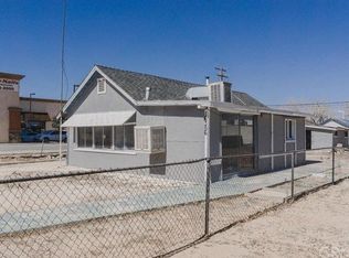 16356 Walnut St, Hesperia, CA 92345