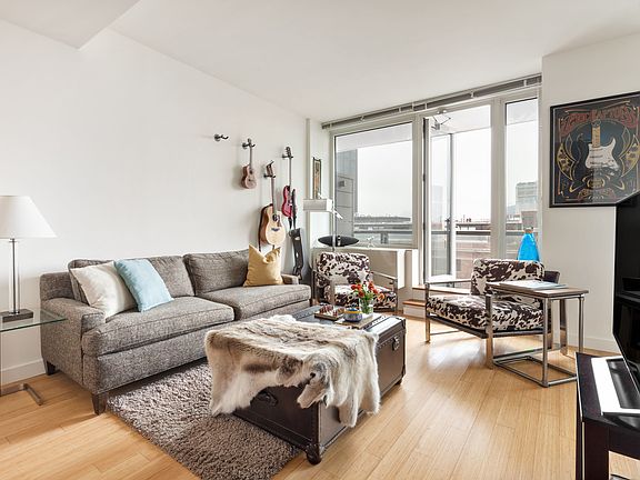 4th image of 450 W 17th St APT 1405