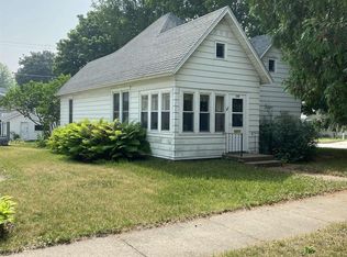 134 S Michigan St, Prairie Du Chien, WI 53821