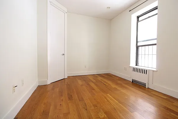 Rented by EXR | media 13