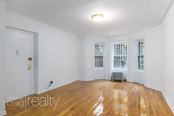 Rented by D'Andrea Craig Realty | media 16