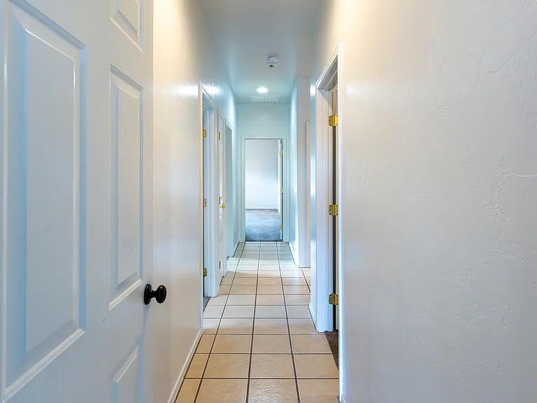 392 Falcon Ct — Photo 41