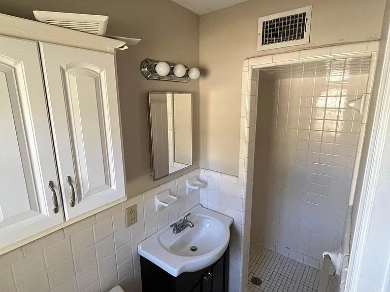 4712 Spicewood St — Photo 13
