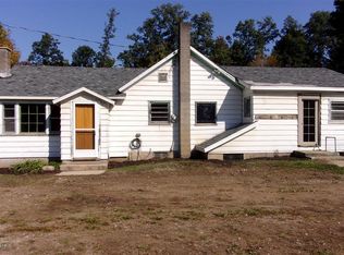 865 37th St, Allegan, MI
