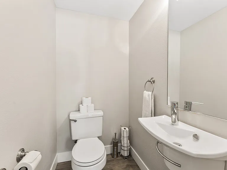 688 McVey Ave #22 — Photo 19