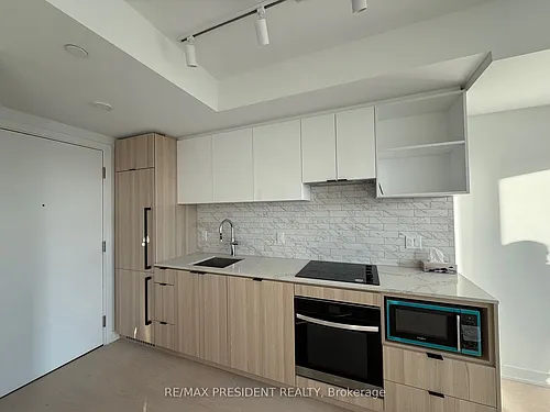 252 Church St #4217 Photo 1