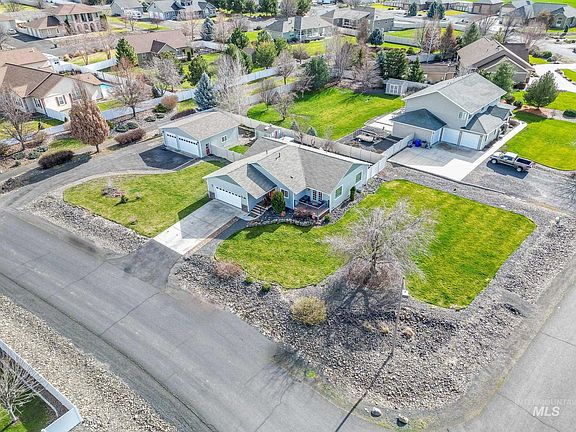 3rd image of 7460 Pheasant Chase Dr