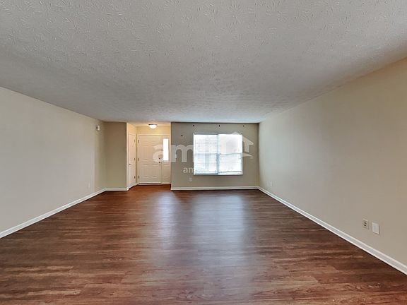 5th image of 1947 Acorn Ct