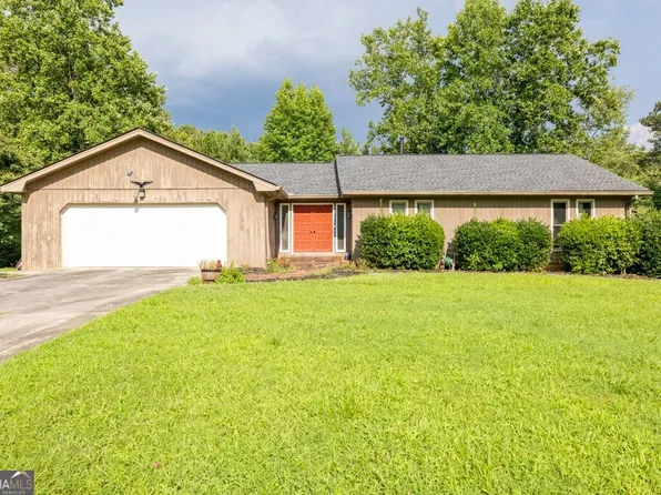 1382 Huntingford Dr, Marietta, GA 30068